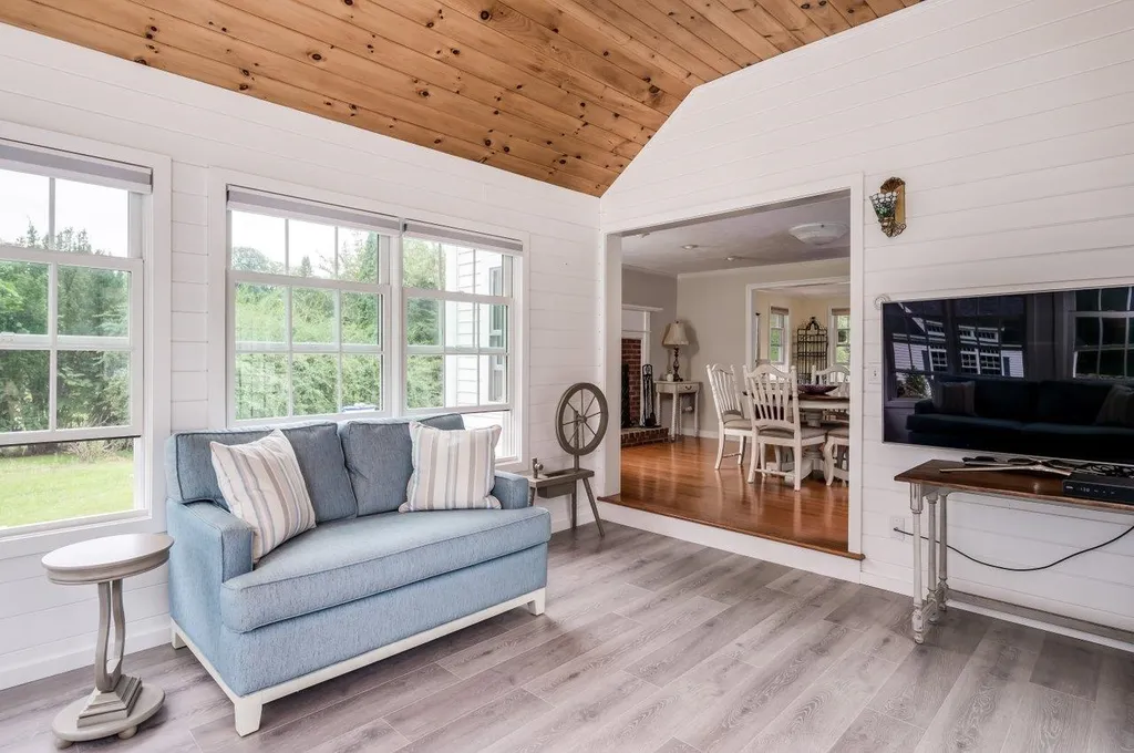 111 Winnicutt Road Stratham NH 03885