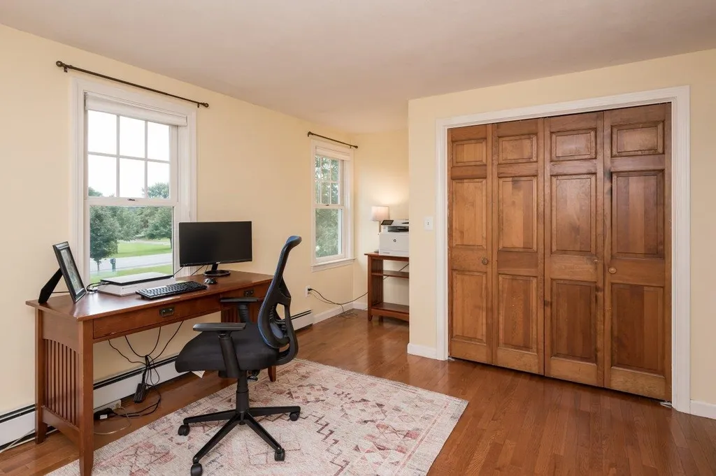 111 Winnicutt Road Stratham NH 03885