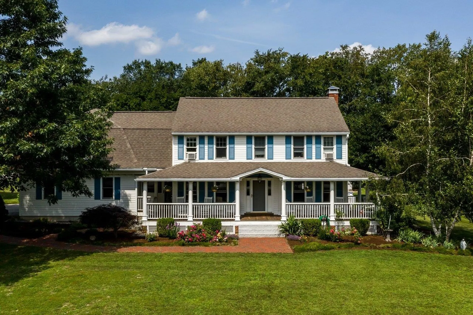 111 Winnicutt Road Stratham NH 03885