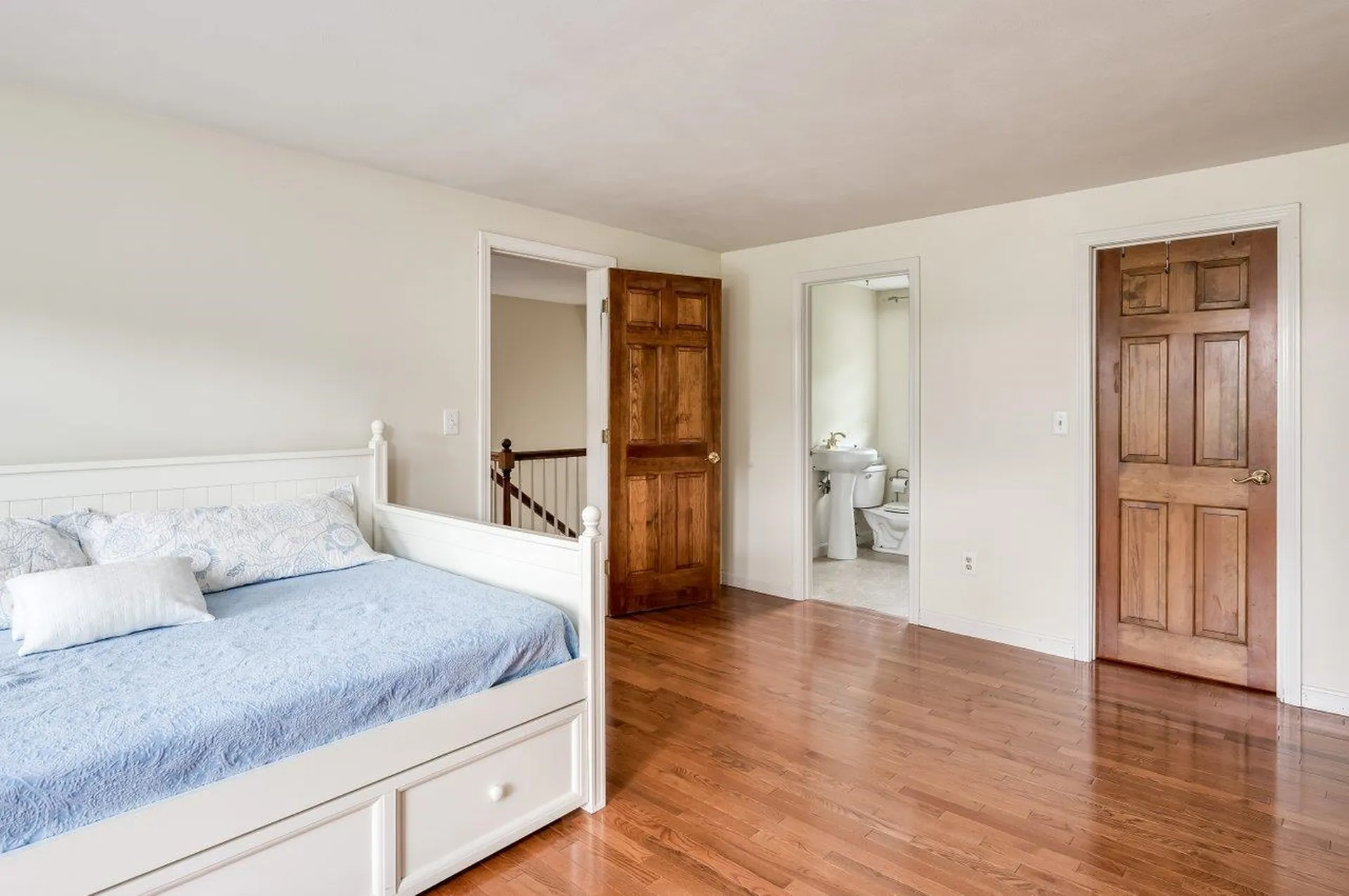 111 Winnicutt Road Stratham NH 03885