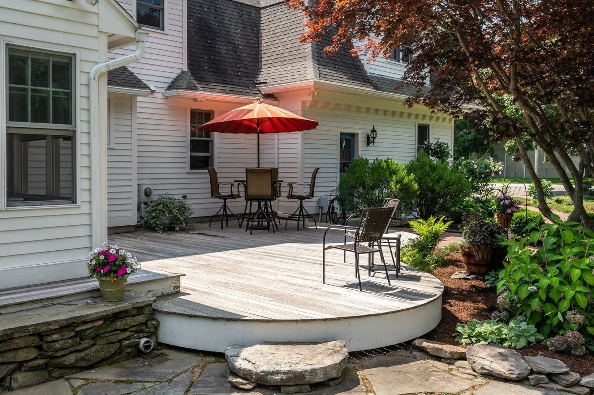 111 Winnicutt Road Stratham NH 03885