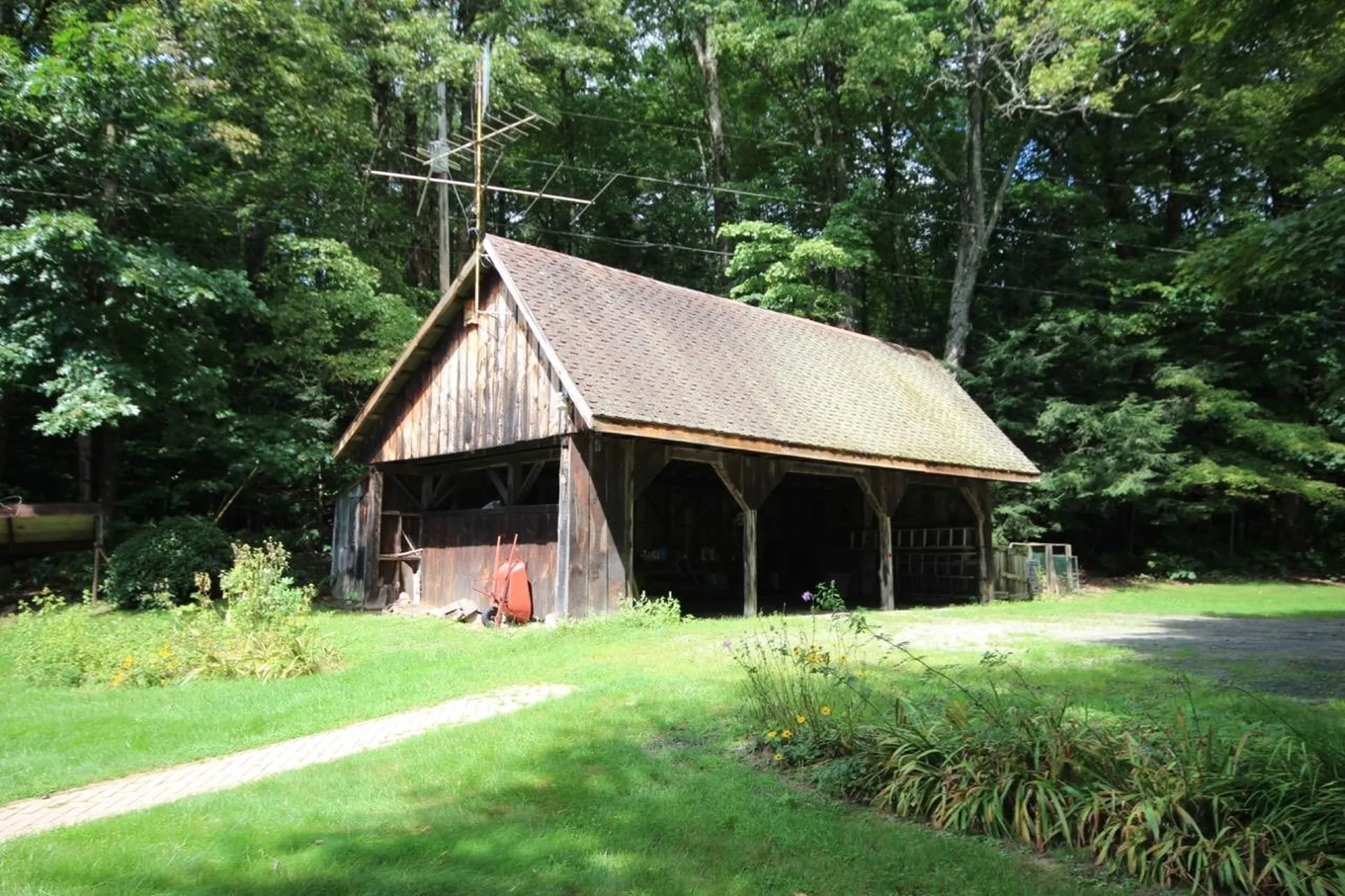 7 Shute Road Hartland VT 05048