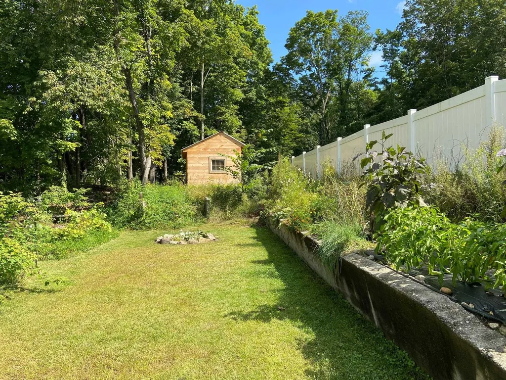 30 W Main Street Warner NH 03278