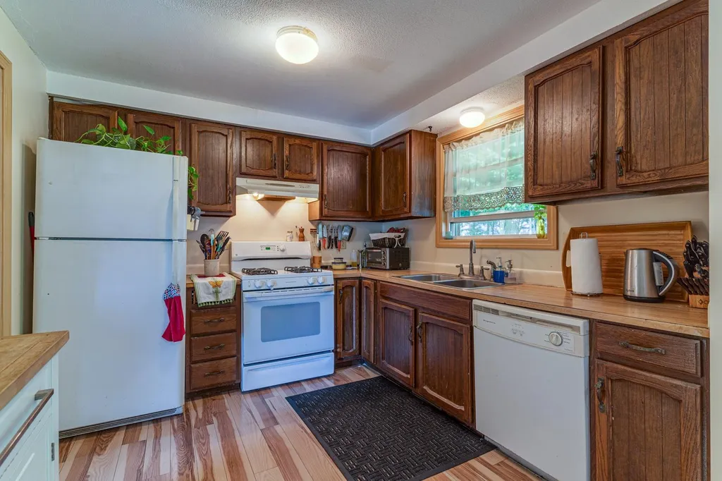 337 Beech Road Eliot ME 03903