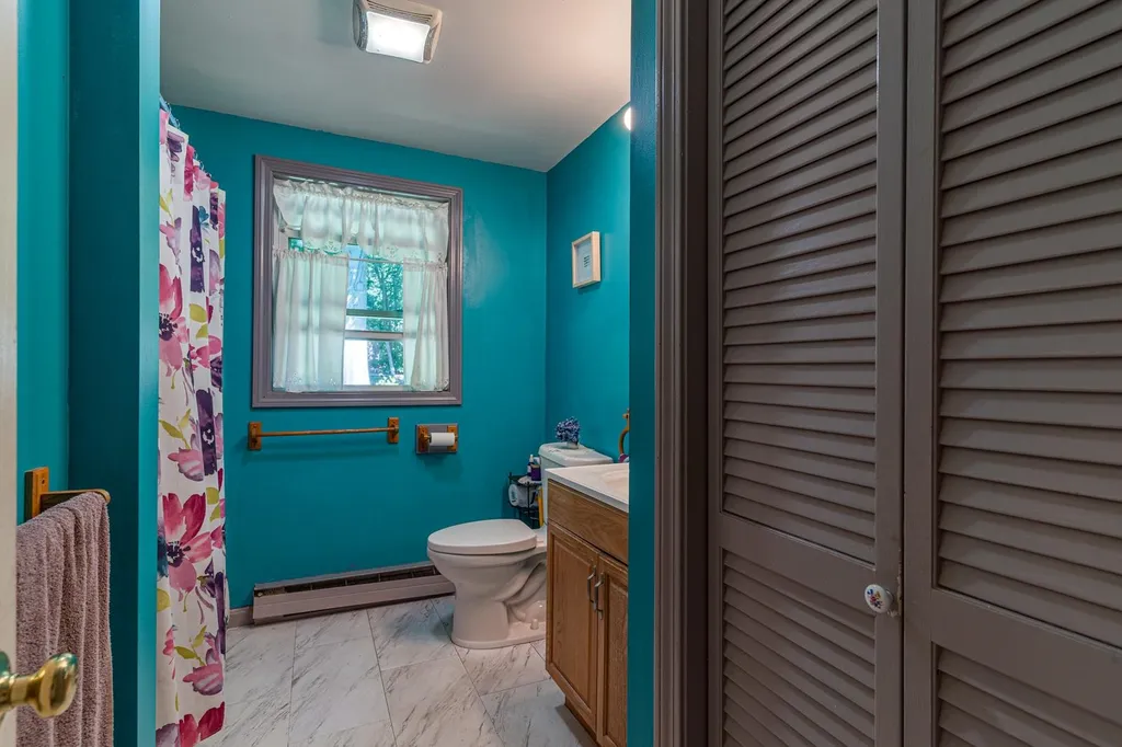 337 Beech Road Eliot ME 03903