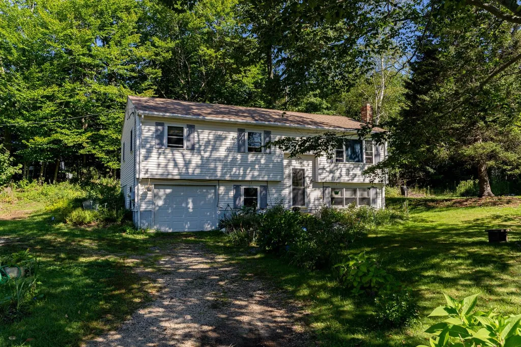 337 Beech Road Eliot ME 03903