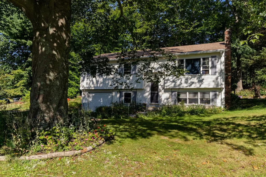 337 Beech Road Eliot ME 03903