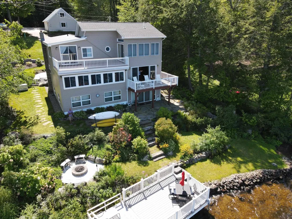 136 South Shore Drive Barnstead NH 03225