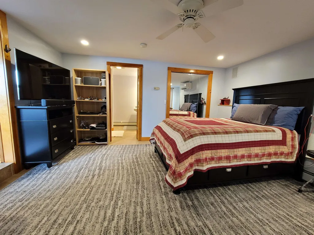 136 South Shore Drive Barnstead NH 03225