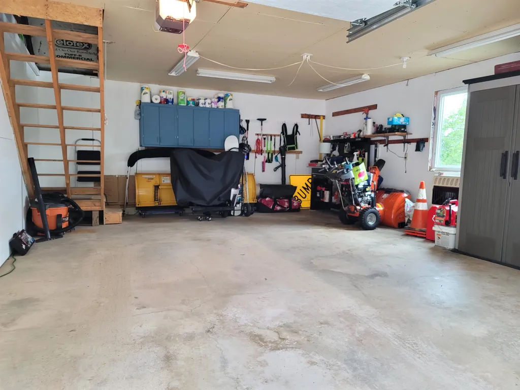 136 South Shore Drive Barnstead NH 03225