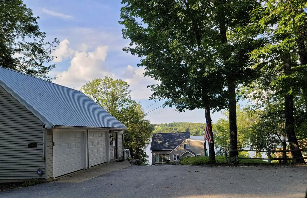 136 South Shore Drive Barnstead NH 03225