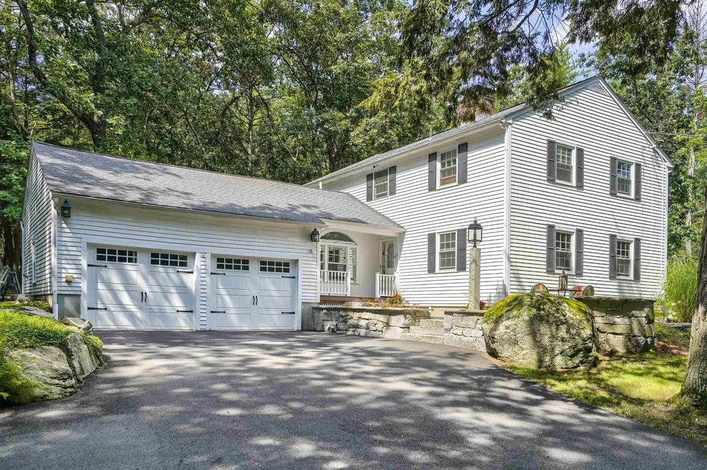 30 Manchester Road Amherst NH 03031