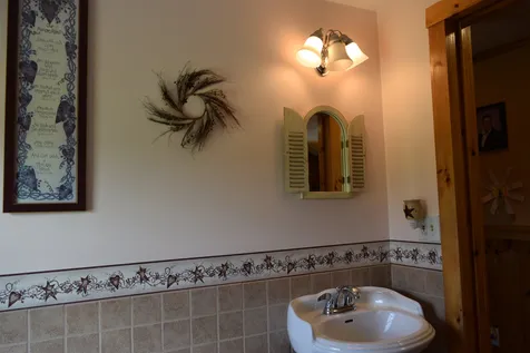 226 Pondview Road Cabot VT 05873