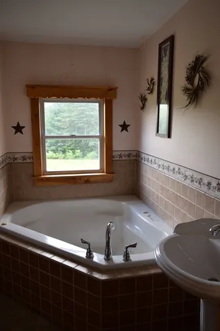 226 Pondview Road Cabot VT 05873