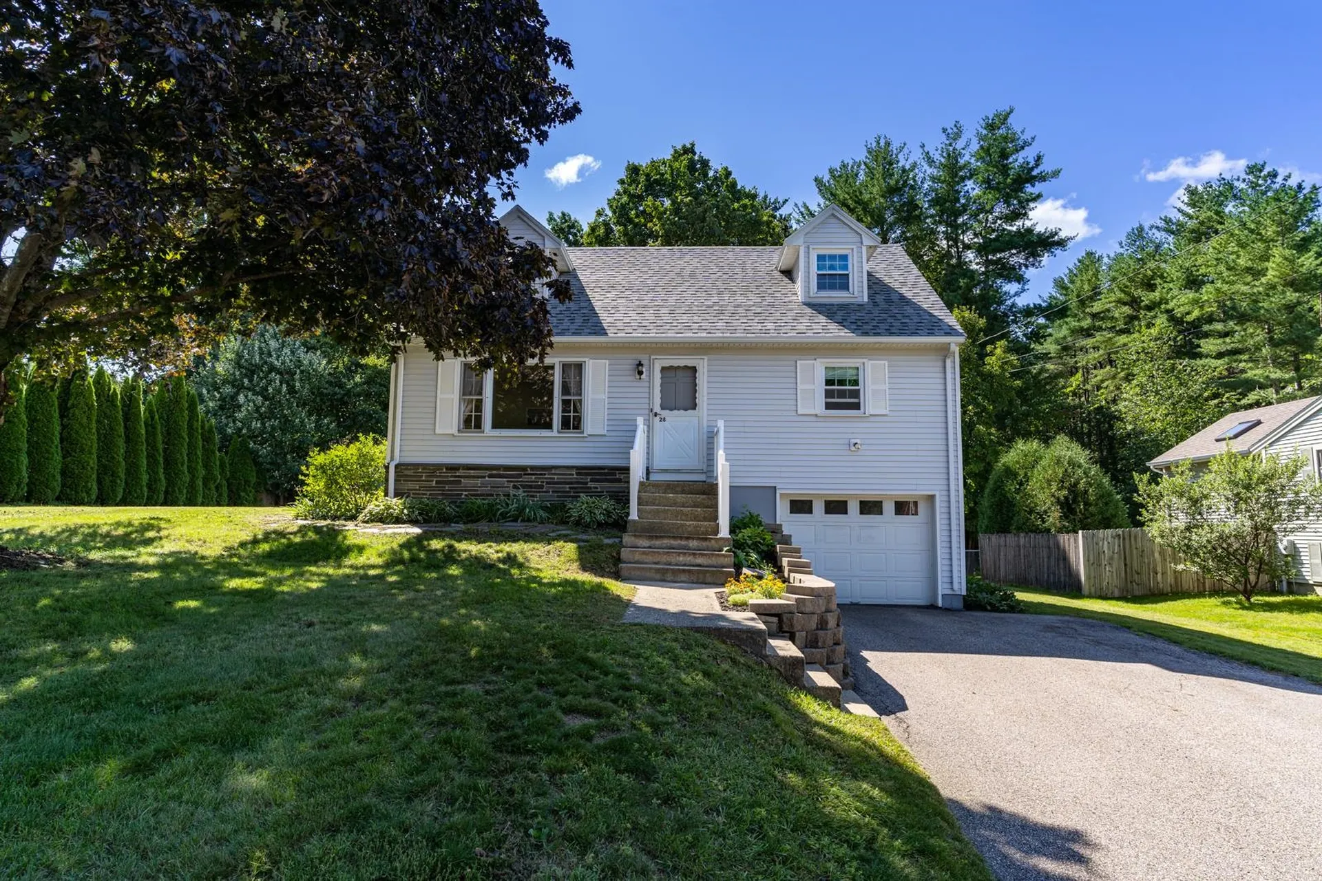 28 Vernita Drive Greenland NH 03840
