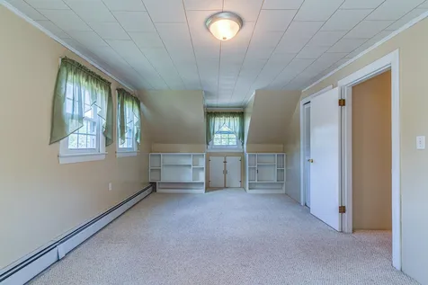 28 Vernita Drive Greenland NH 03840