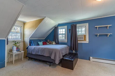 28 Vernita Drive Greenland NH 03840