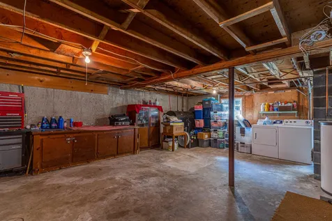 28 Vernita Drive Greenland NH 03840