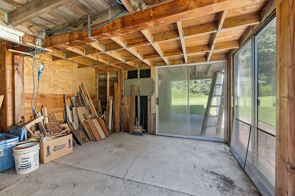 1 Wellesley Drive Pelham NH 03076