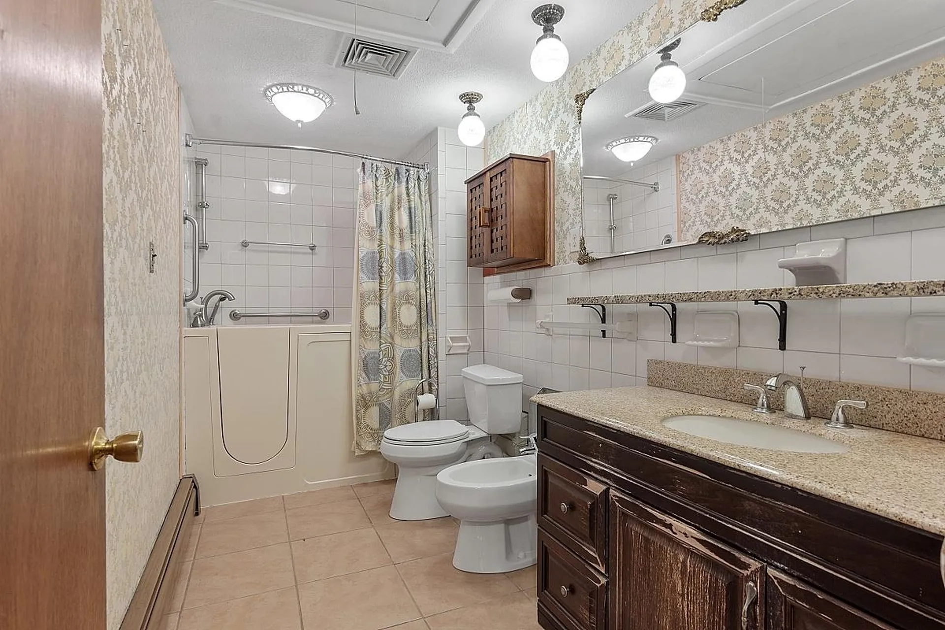 1 Wellesley Drive Pelham NH 03076