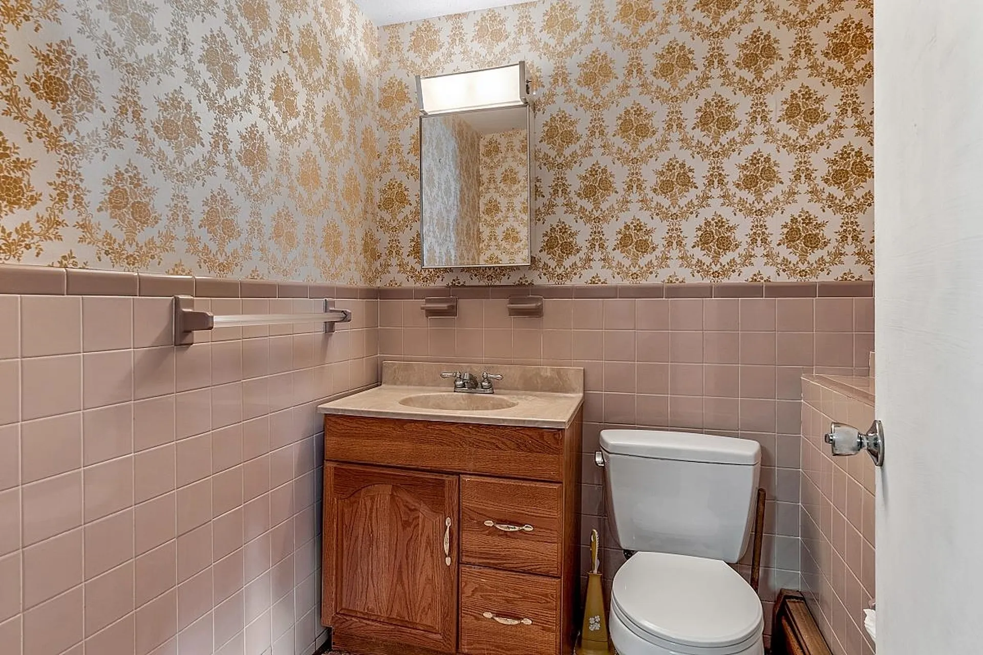 1 Wellesley Drive Pelham NH 03076