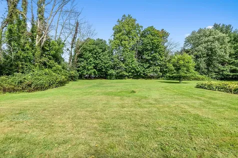 1 Wellesley Drive Pelham NH 03076