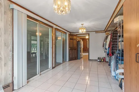 1 Wellesley Drive Pelham NH 03076