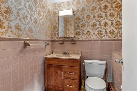 1 Wellesley Drive Pelham NH 03076