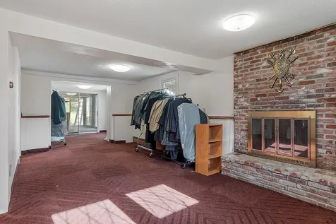 1 Wellesley Drive Pelham NH 03076