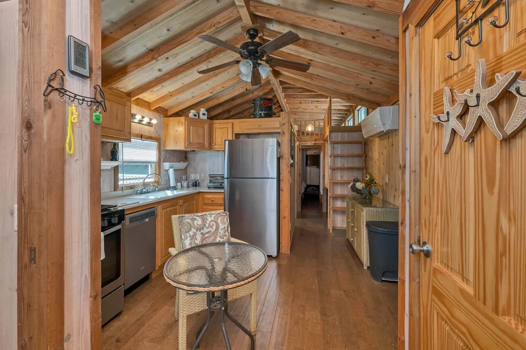 40 Mount Fayal Road Holderness NH 03245