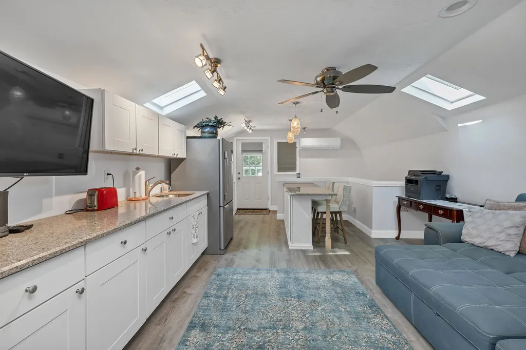 40 Mount Fayal Road Holderness NH 03245