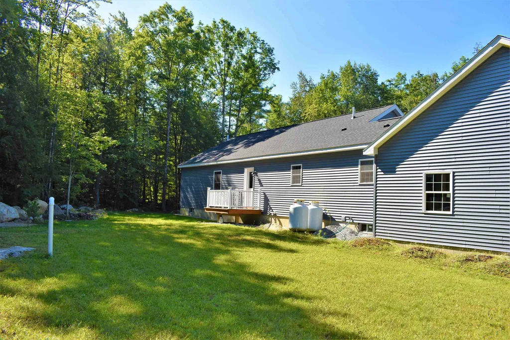 65 2nd Nh Turnpike Hillsborough NH 03244