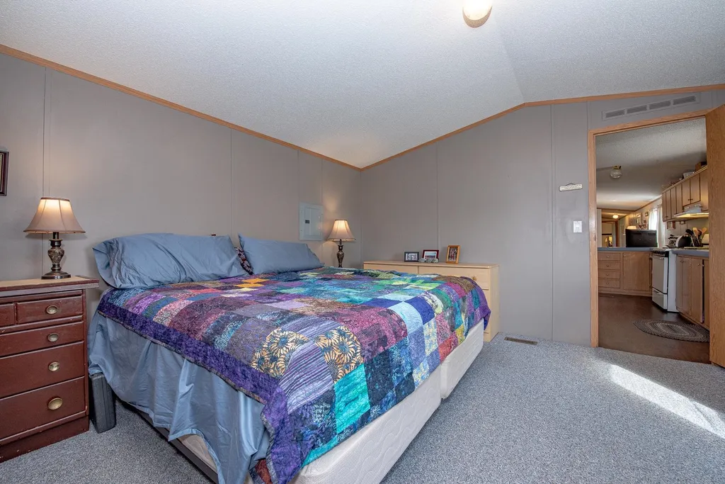493 Fowler River Road Alexandria NH 03222