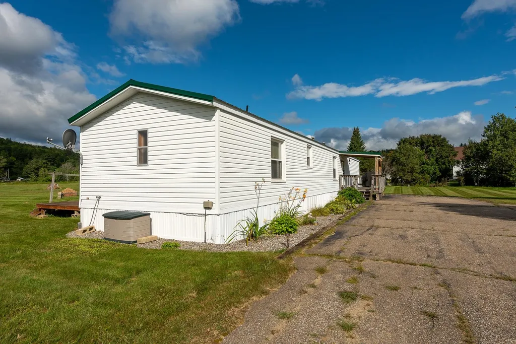 493 Fowler River Road Alexandria NH 03222