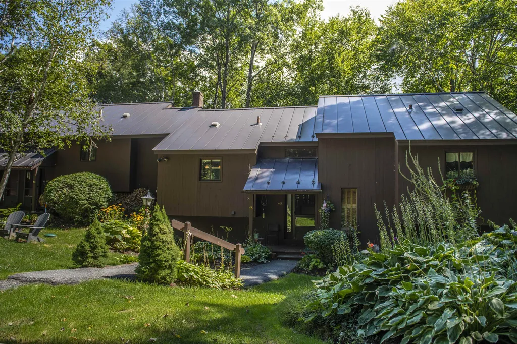 253 Old Quechee Road Hartford VT 05059