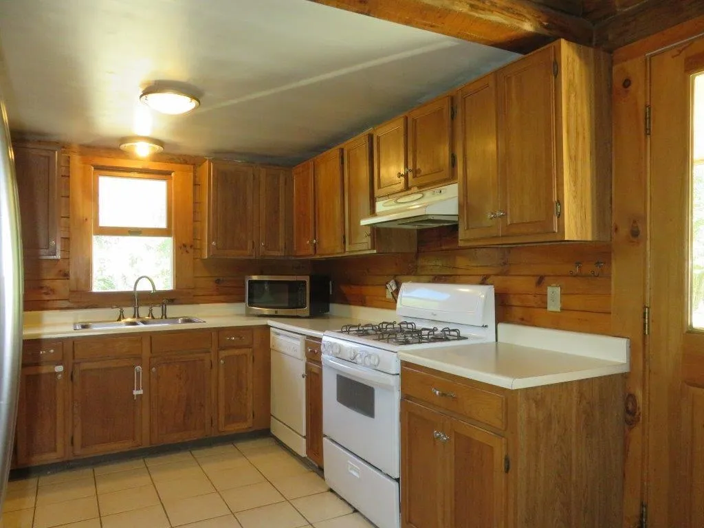48 Overlook Way Canaan NH 03741