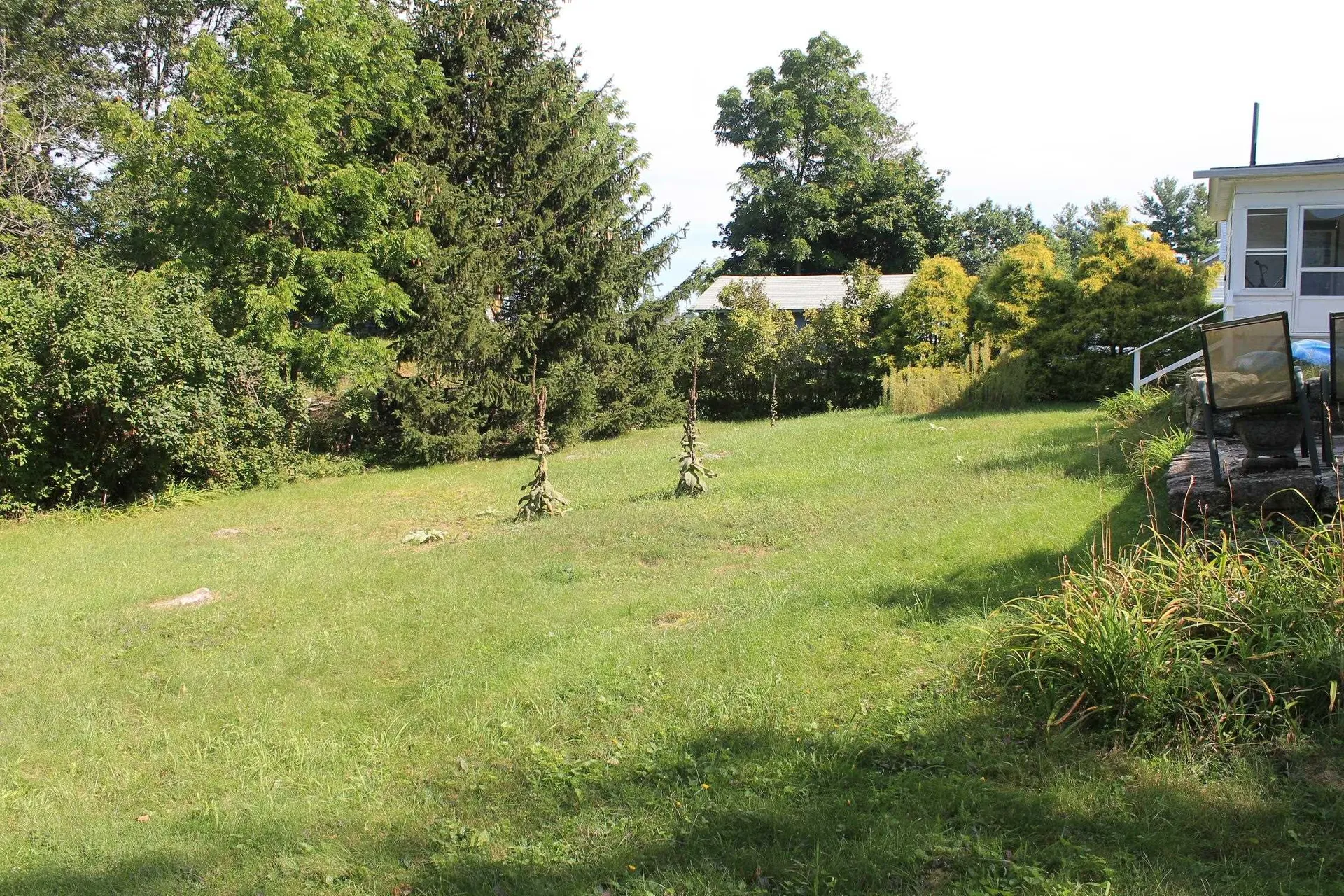 16 Coaker Avenue Hooksett NH 03106