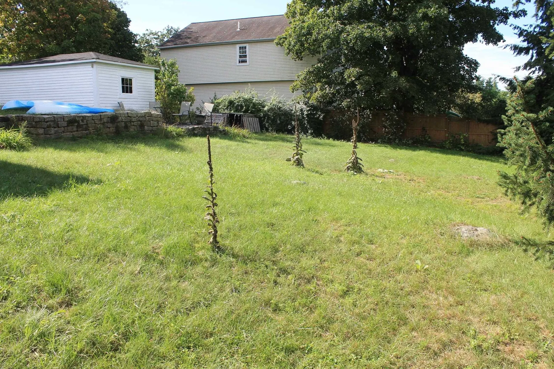 16 Coaker Avenue Hooksett NH 03106