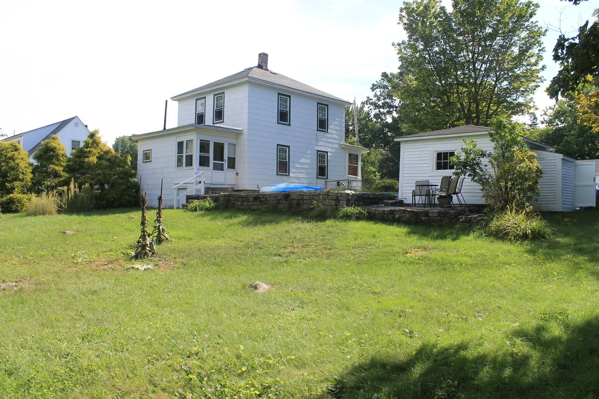16 Coaker Avenue Hooksett NH 03106