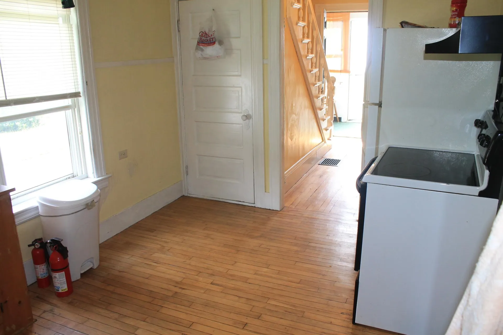 16 Coaker Avenue Hooksett NH 03106
