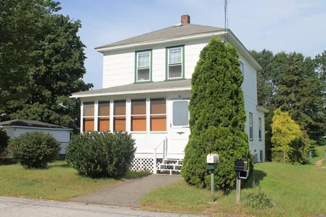 16 Coaker Avenue Hooksett NH 03106