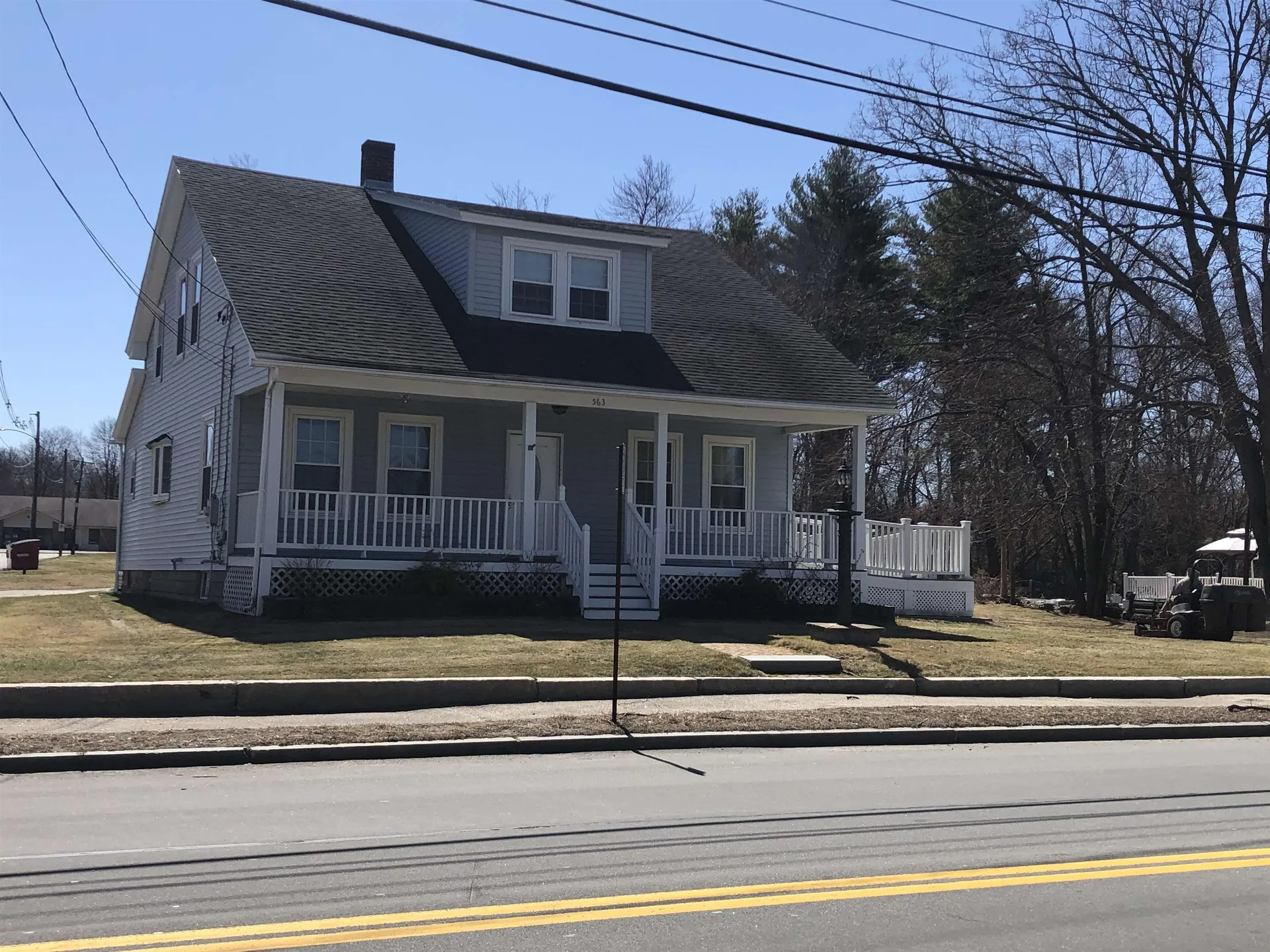563 Candia Road Manchester NH 03109