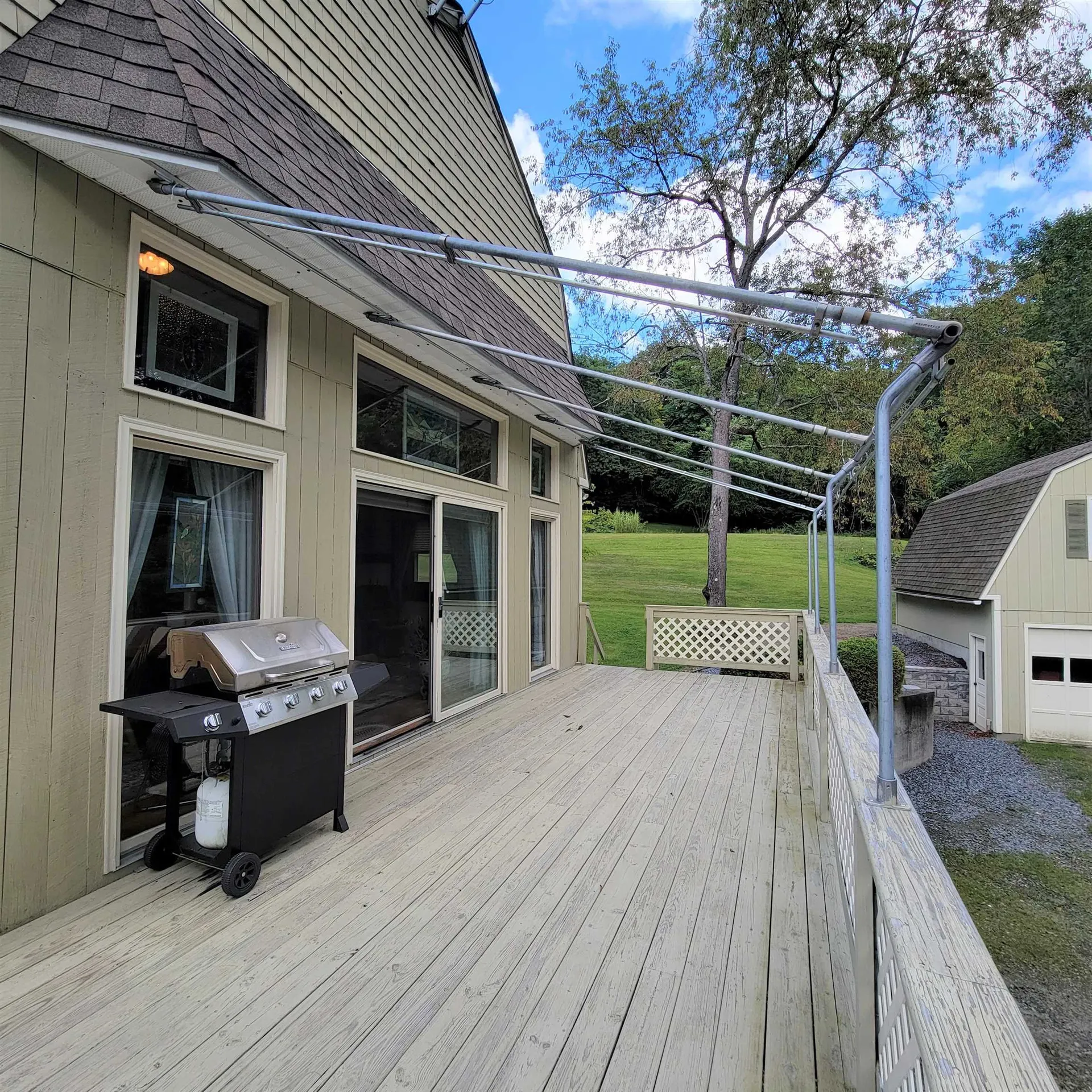 539 W Unity Road Claremont NH 03743
