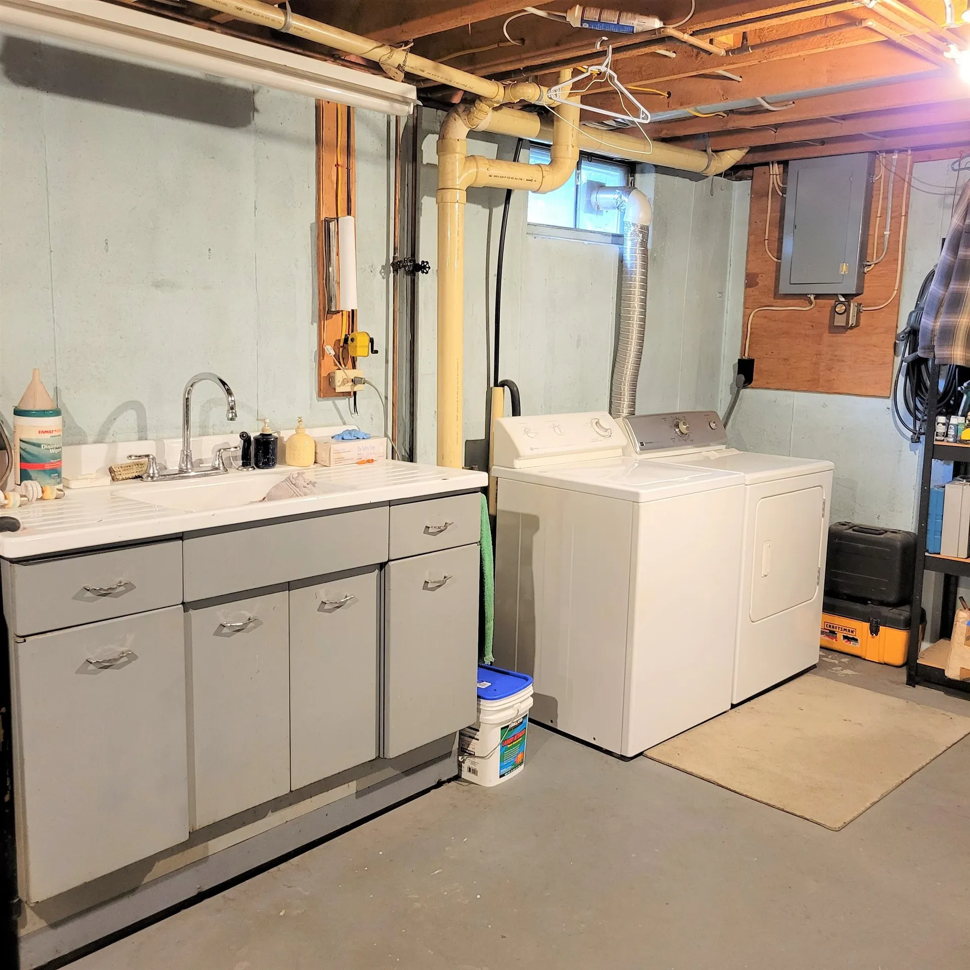 539 W Unity Road Claremont NH 03743