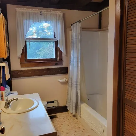 539 W Unity Road Claremont NH 03743