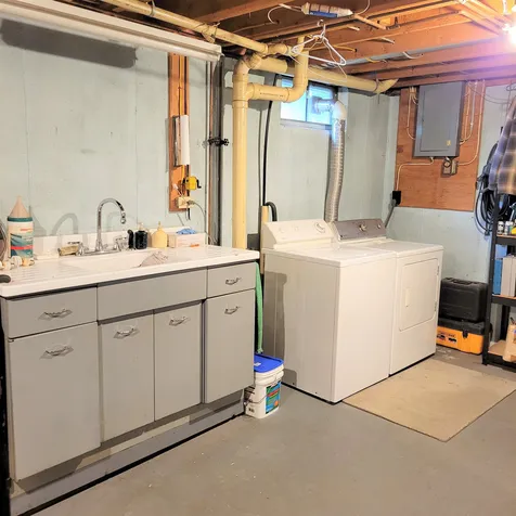 539 W Unity Road Claremont NH 03743