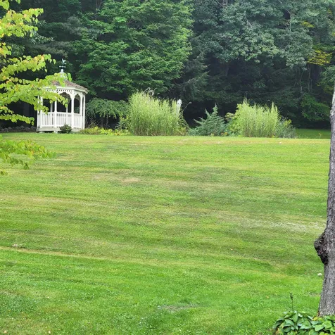 539 W Unity Road Claremont NH 03743