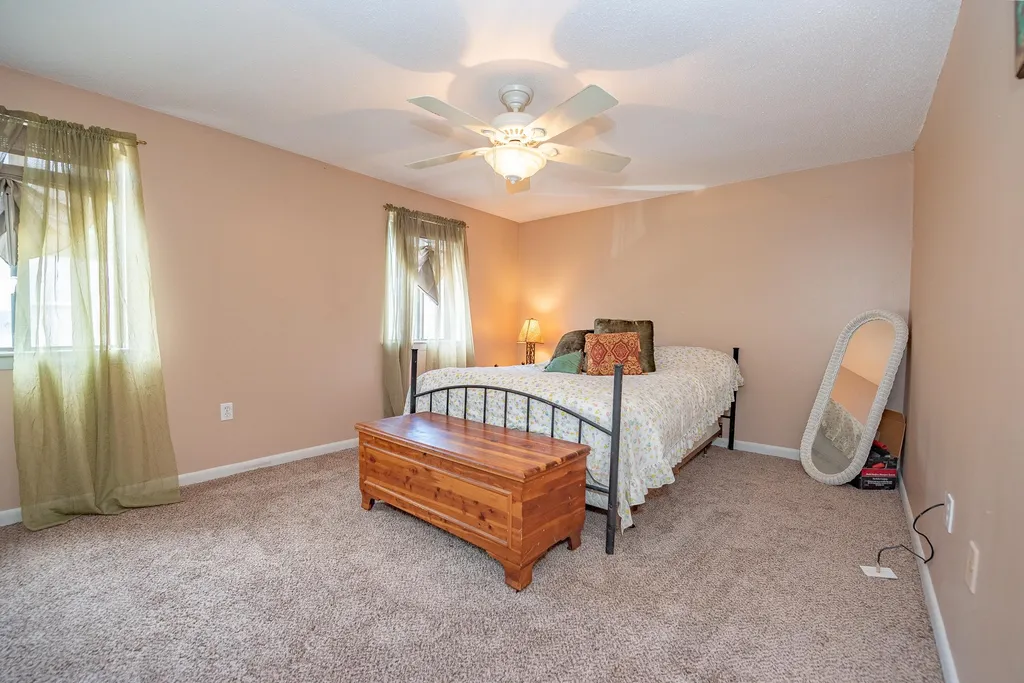 3h Black Oak Drive Nashua NH 03062