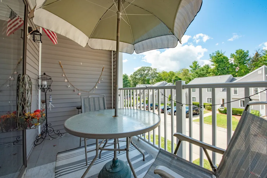 3h Black Oak Drive Nashua NH 03062