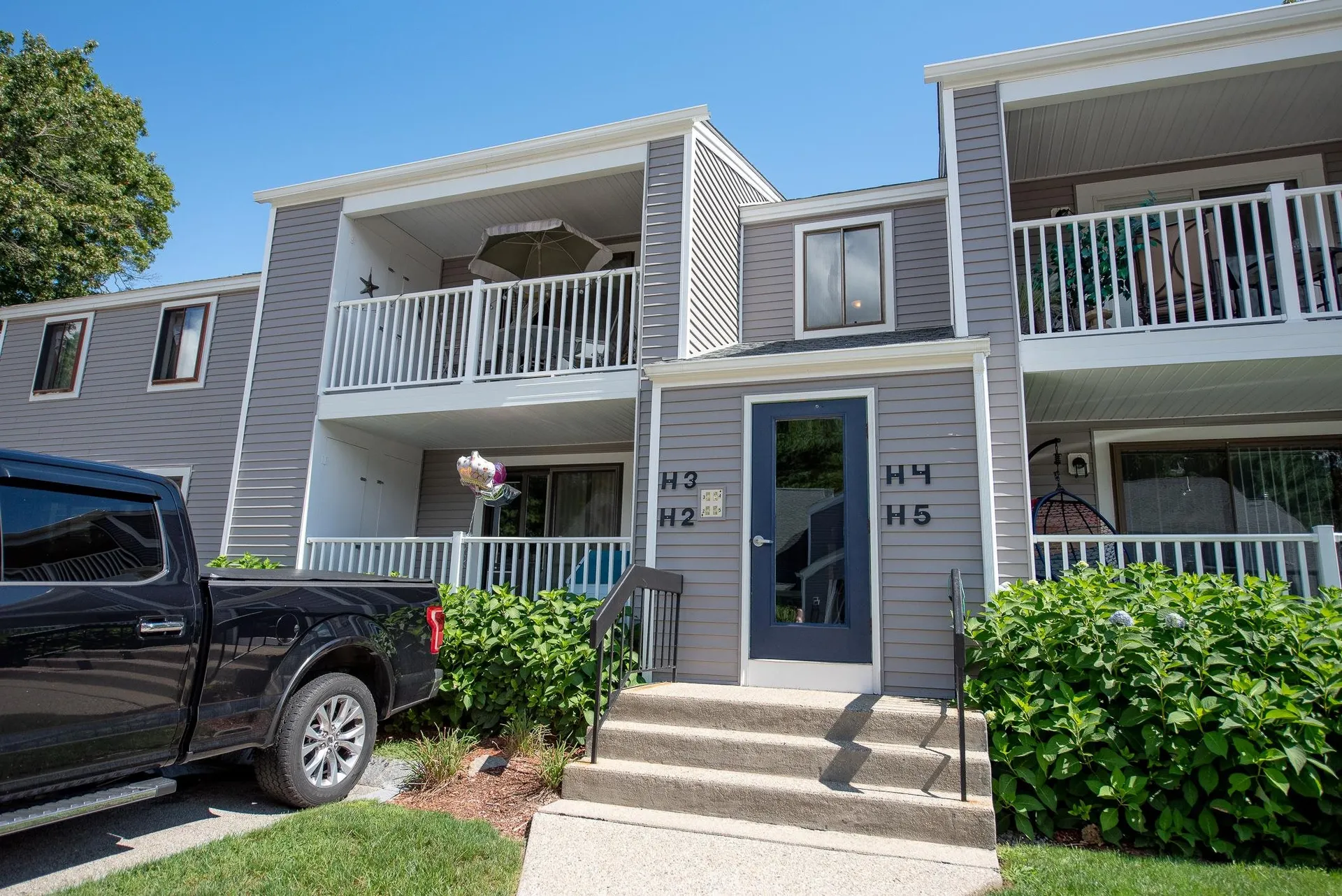3h Black Oak Drive Nashua NH 03062